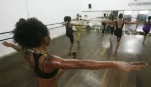 Escola de Dança da Funceb abre vagas em Núcleos de Extensão