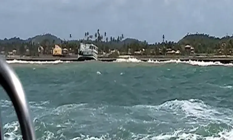 Naufrágio na Bahia menina de 12 anos ainda é procurada no mar-UiãoNoticias