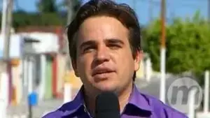 Repórter reclama de falta de estrutura de afiliada da Globo em transmissão ao vivo