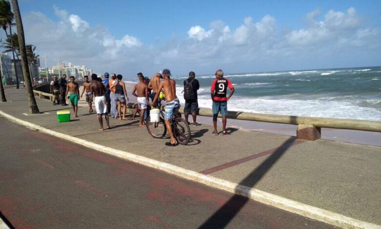 Protesto de moradores na Praia de Amaralina