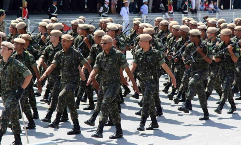 Cerca de 3 mil militares participam do desfile do desfile da Independência neste 7 de Setembro