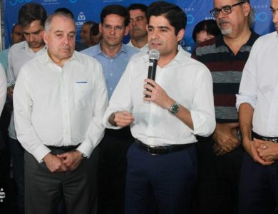 Prefeito ACM Neto se emociona ao falar do seu Avó