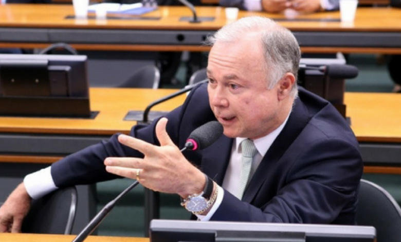 Prédio com dinheiro de Geddel pertence à família de deputado do DEM