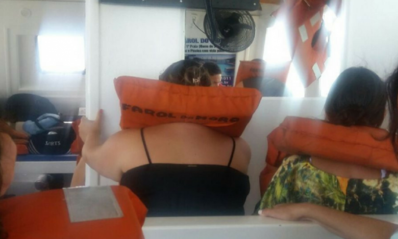 Catamarã que vinha de Morro de São Paulo bate em Baleia