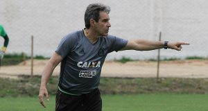 Carpegiani é o novo técnico do Esporte Clube Bahia