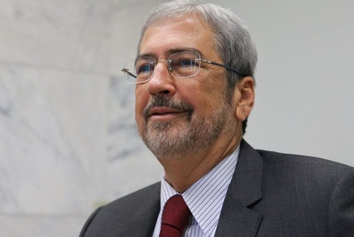 O ex-prefeito de Salvador Antônio Imbassahy é vaiado no Santuário Nacional de Nossa Senhora aparecida