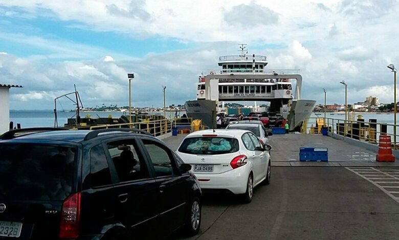 Ferry tem espera de 3 horas para embarque de carros