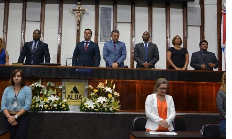 Ministério Batista do Arvoredo completa onze anos e recebe homenagem na ALBA