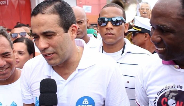 Bruno Reis participa do cortejo do Bonfim e manda recardo para os moradores do Nordeste de Amaralina.