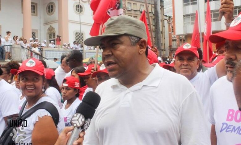Deputado Valmir Assunção faz pedido ao Senhor do Bonfim para absolvição do ex-presidente Lula