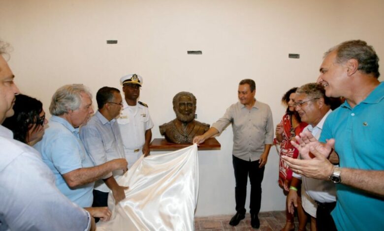 Governador entrega restauração da Fortaleza de Morro de São Paulo