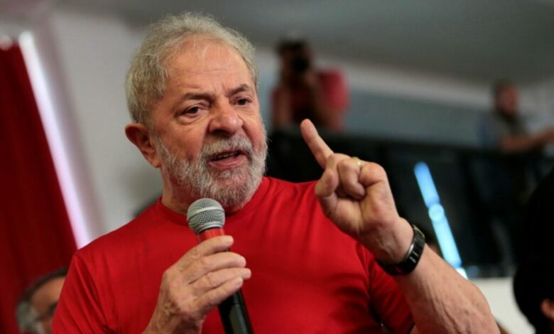 PT tentará formar frente de centro-esquerda para apoiar Lula, dizem lideranças.