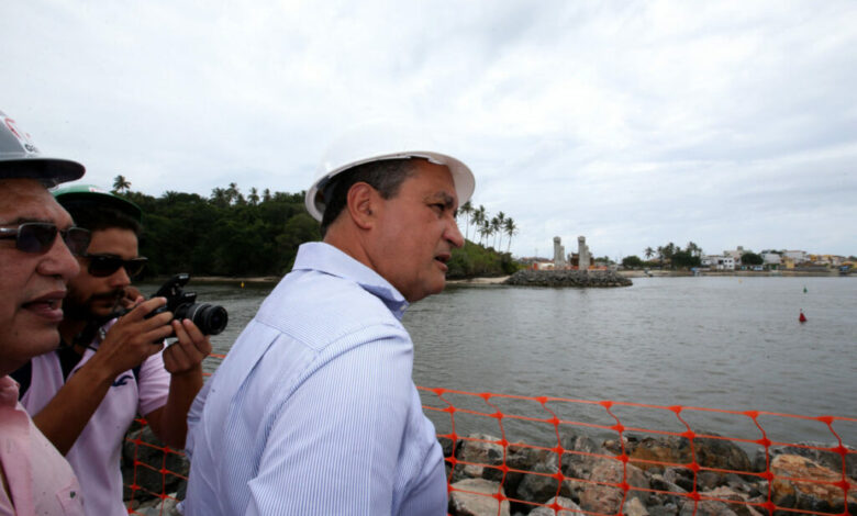 Rui vistoria obras da ponte Ilhéus-Pontal