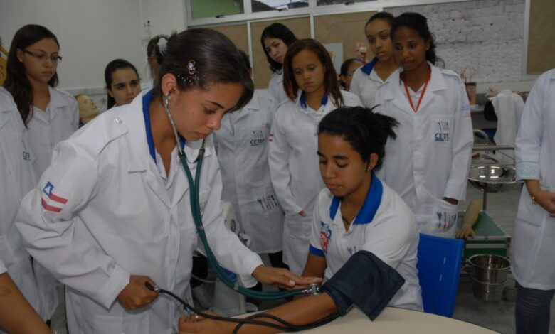 Secretaria da Educação oferta cursos técnicos de nível médio