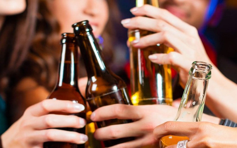 Sociedade médica faz campanha contra uso de bebida alcoólica no Carnaval